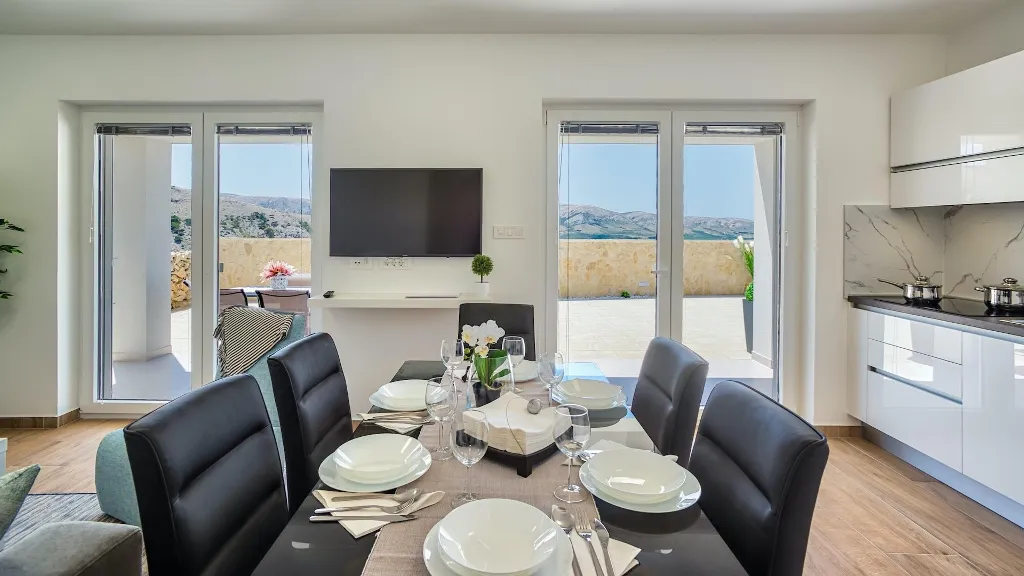 Contemporary Villa with Pool in Novalja
