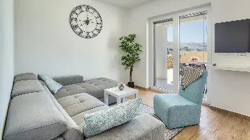 Contemporary Villa with Pool in Novalja