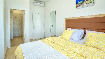 Contemporary Villa with Pool in Novalja