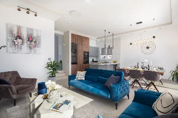 Modern Seaside Villa with Pool in Kaštel Štafilić