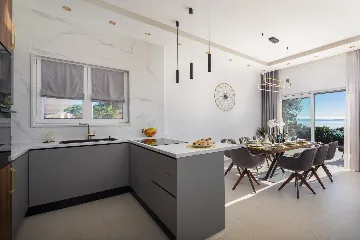 Modern Seaside Villa with Pool in Kaštel Štafilić