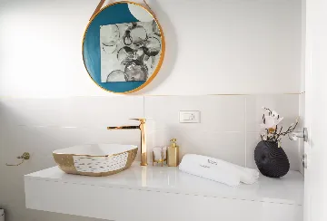 Modern Seaside Villa with Pool in Kaštel Štafilić