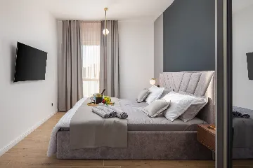 Modern Seaside Villa with Pool in Kaštel Štafilić