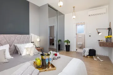 Modern Seaside Villa with Pool in Kaštel Štafilić