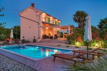 Modern Family Villa with Pool in Dobrinj