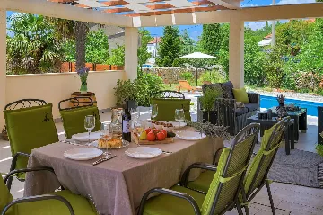 Modern Family Villa with Pool in Dobrinj