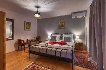 Modern Family Villa with Pool in Dobrinj