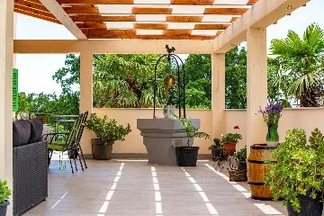 Modern Family Villa with Pool in Dobrinj