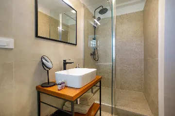 Modern Family Villa with Pool in Dobrinj