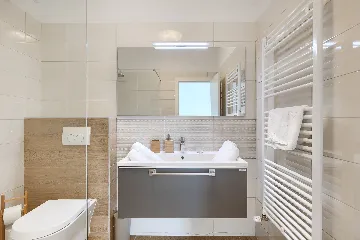 Contemporary Seafront Villa with Infinity Pool, Pula