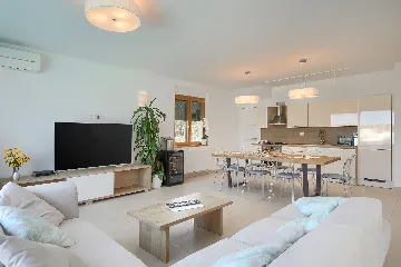 Contemporary Seafront Villa with Infinity Pool, Pula