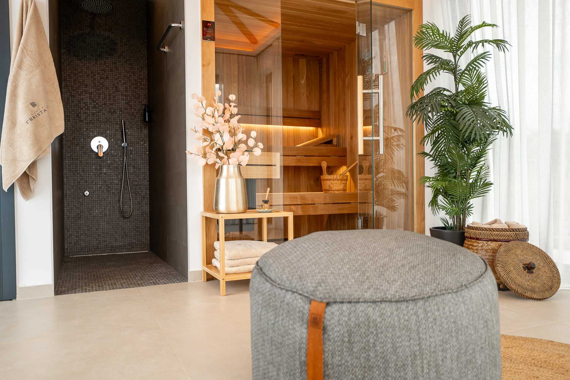 Villa Serena with Pool