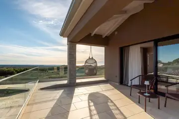 Spacious Family Villa with Pool in Kaštelir