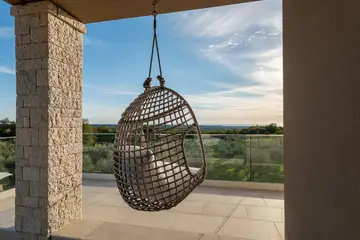 Spacious Family Villa with Pool in Kaštelir