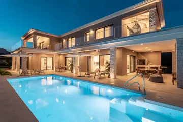 Spacious Family Villa with Pool in Kaštelir