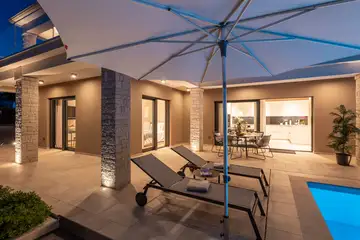 Spacious Family Villa with Pool in Kaštelir