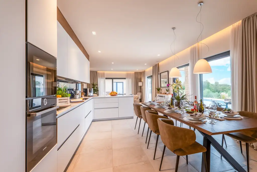 Spacious Family Villa with Pool in Kaštelir