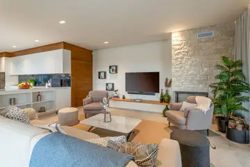 Spacious Family Villa with Pool in Kaštelir