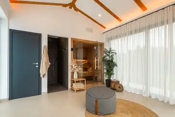 Spacious Family Villa with Pool in Kaštelir