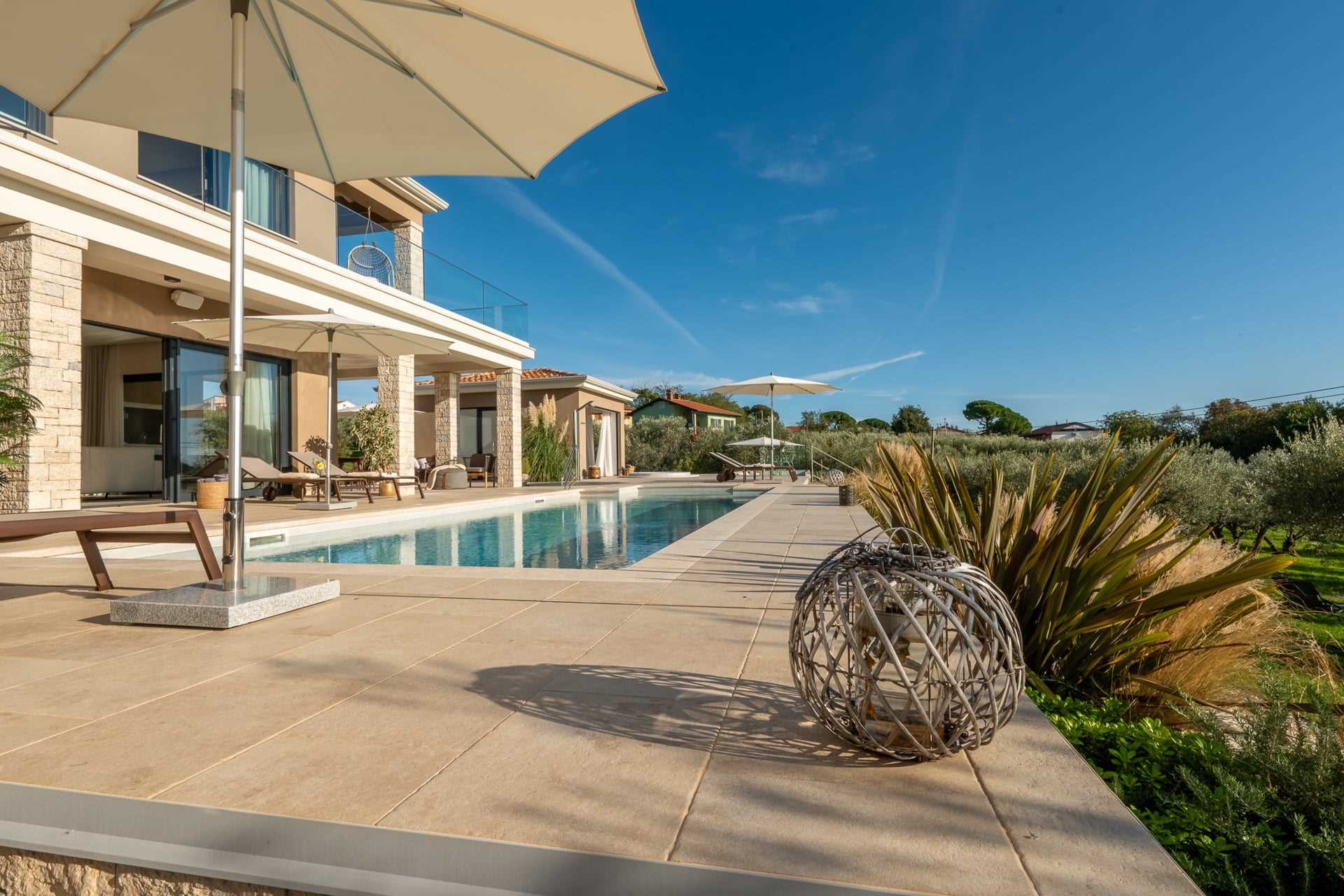 Villa Serena with Pool