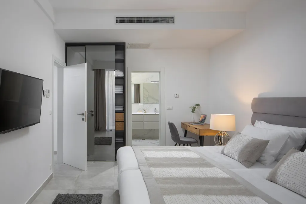 Contemporary Villa with Pool in Seget Vranjica