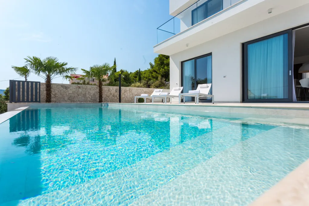Contemporary Villa with Pool in Seget Vranjica