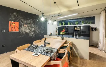 Contemporary Villa with Pool and Jacuzzi in Umag