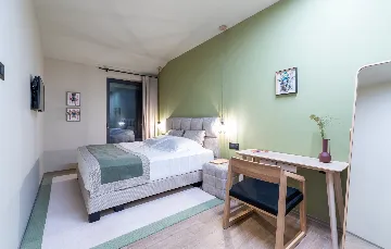 Contemporary Villa with Pool and Jacuzzi in Umag