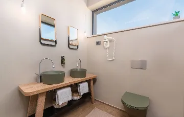 Contemporary Villa with Pool and Jacuzzi in Umag