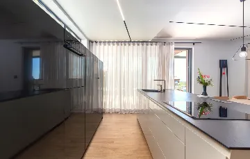 Contemporary Villa with Pool and Jacuzzi in Umag