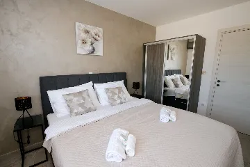 Contemporary Villa with Pool in Pula