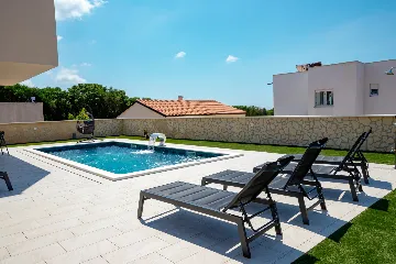 Contemporary Villa with Pool in Pula