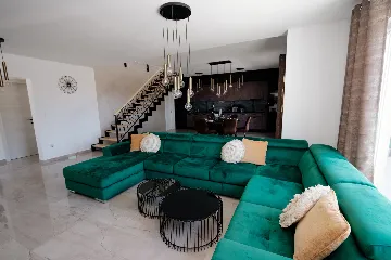 Contemporary Villa with Pool in Pula