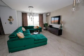 Contemporary Villa with Pool in Pula