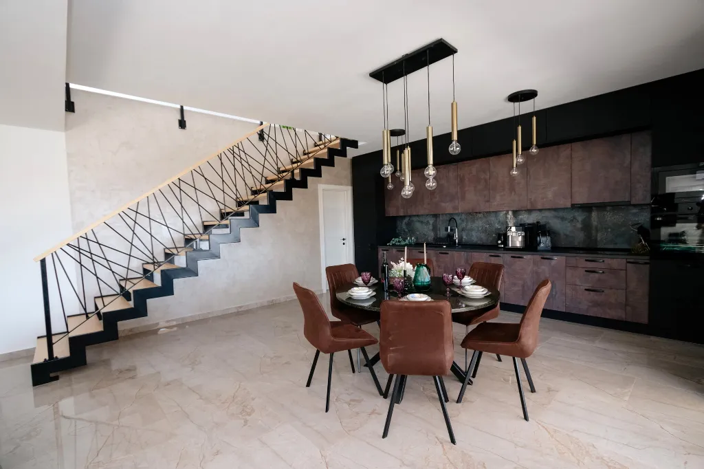 Contemporary Villa with Pool in Pula