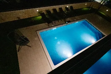 Contemporary Villa with Pool in Pula