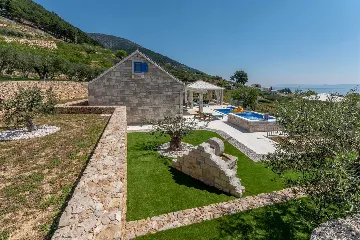 Modern Seaview Villa with Pool in Bol