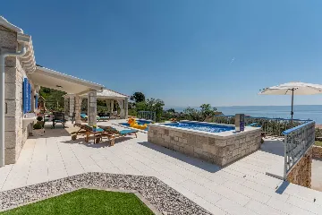 Modern Seaview Villa with Pool in Bol