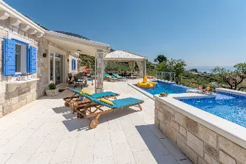 Modern Seaview Villa with Pool in Bol