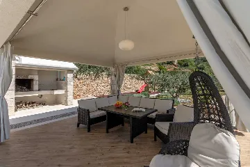 Modern Seaview Villa with Pool in Bol