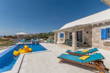 Modern Seaview Villa with Pool in Bol