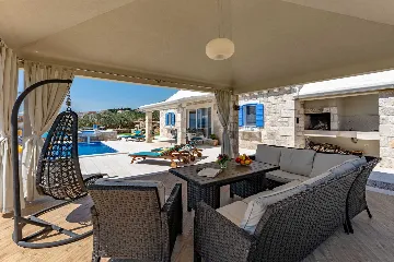 Modern Seaview Villa with Pool in Bol