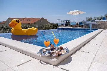 Modern Seaview Villa with Pool in Bol