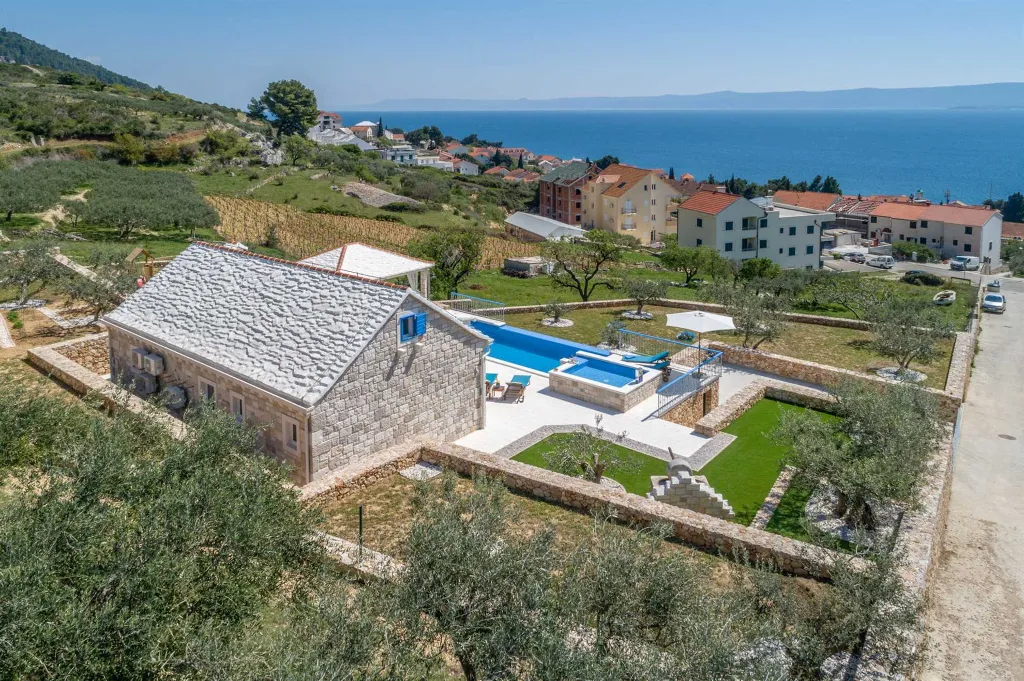 Modern Seaview Villa with Pool in Bol