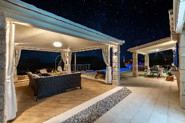 Modern Seaview Villa with Pool in Bol