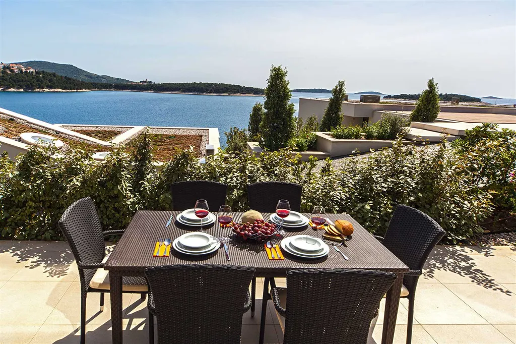 Contemporary Villa with Indoor Pool, Primošten