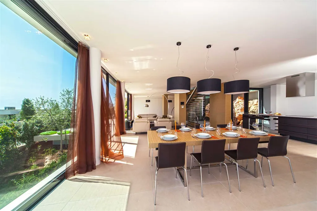 Contemporary Villa with Indoor Pool, Primošten