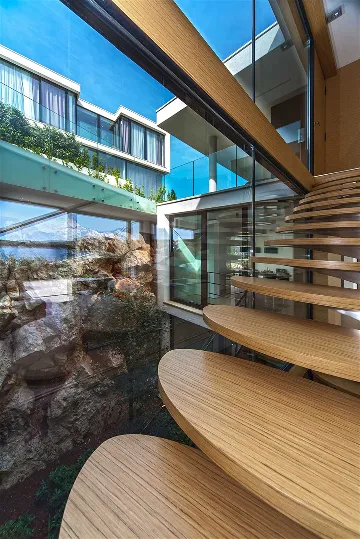 Contemporary Villa with Indoor Pool, Primošten
