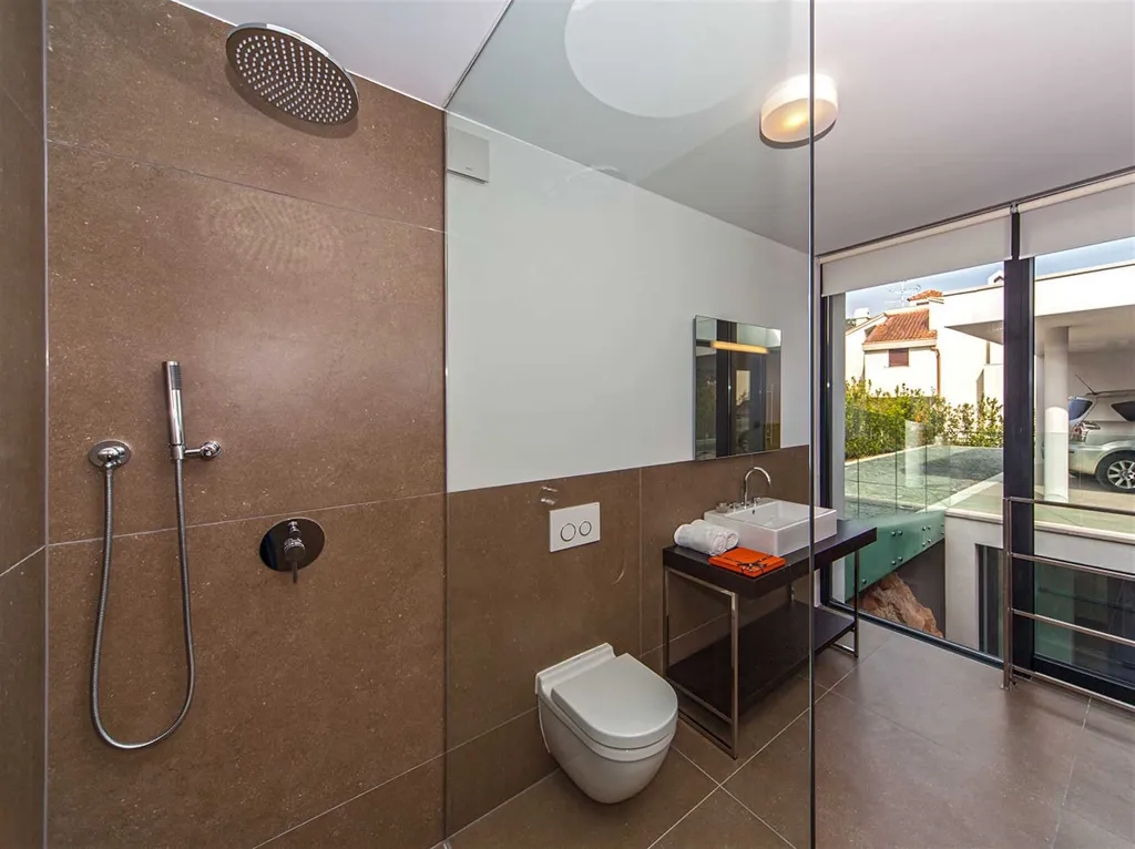 Contemporary Villa with Indoor Pool, Primošten
