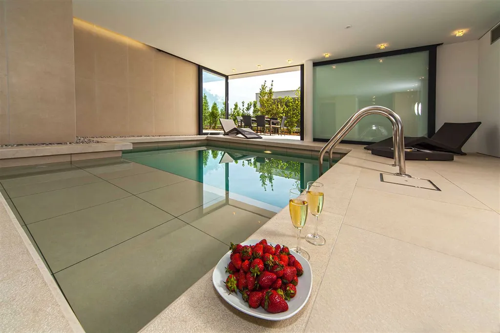 Contemporary Villa with Indoor Pool, Primošten